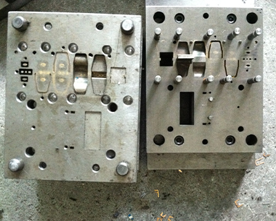 Stamping mould