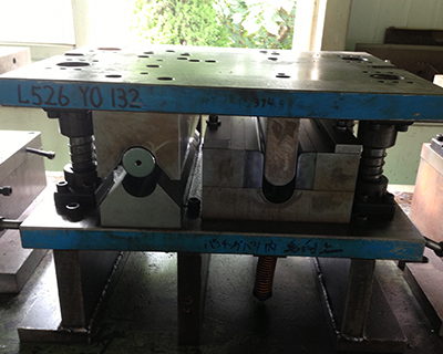 Stamping mould